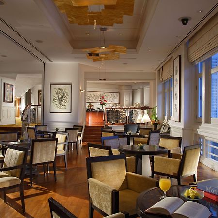 The Fullerton Hotel Сингапур Интериор снимка The Club at the Four Seasons Hotel, Hong Kong