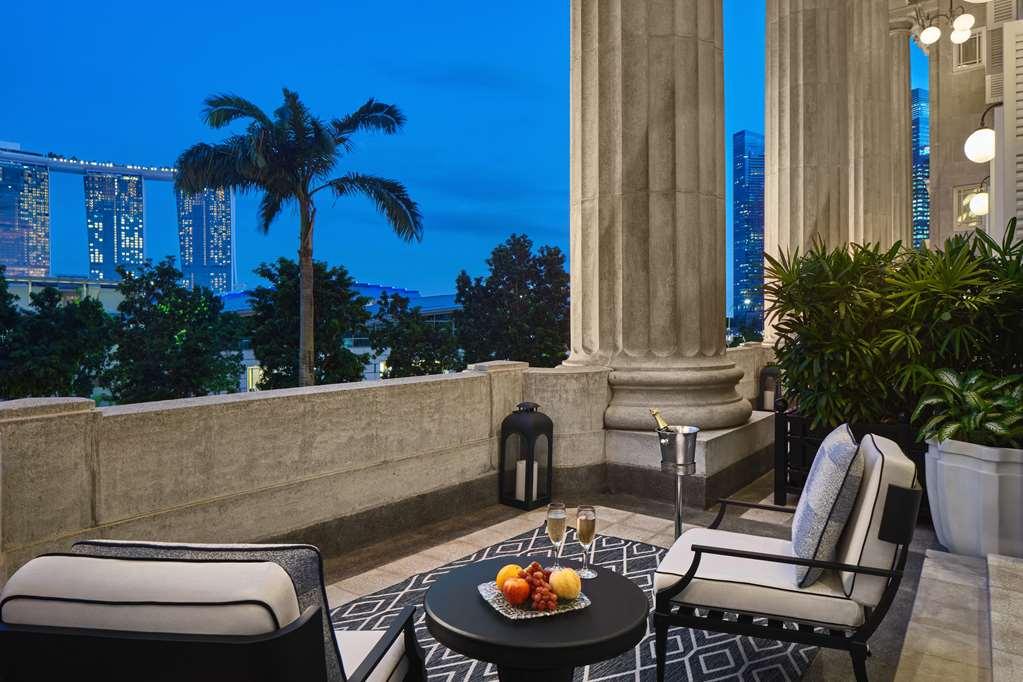 The Fullerton Hotel Сингапур Екстериор снимка The Terrace at The St. Regis Singapore