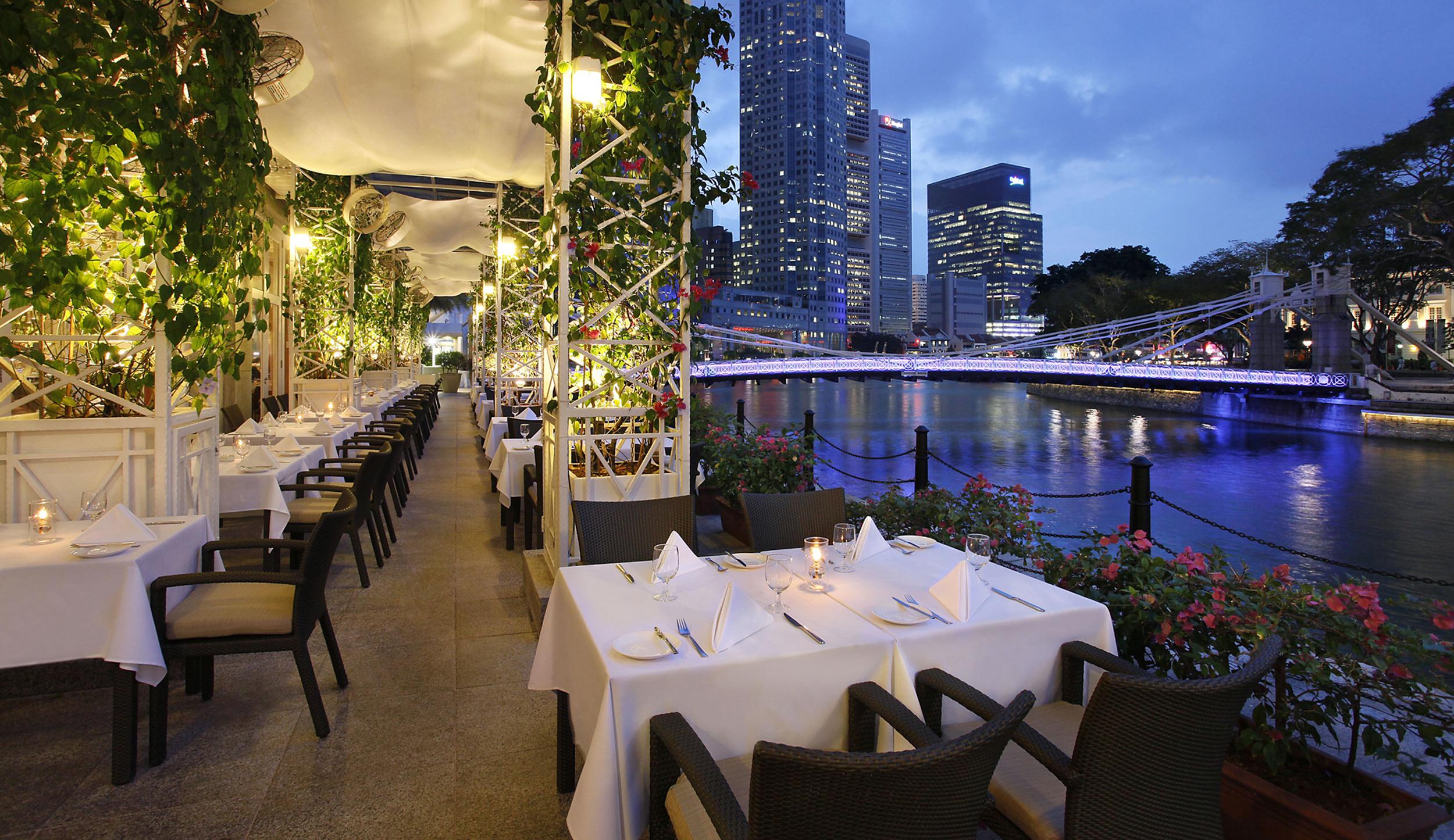The Fullerton Hotel Сингапур Екстериор снимка A restaurant in Singapore