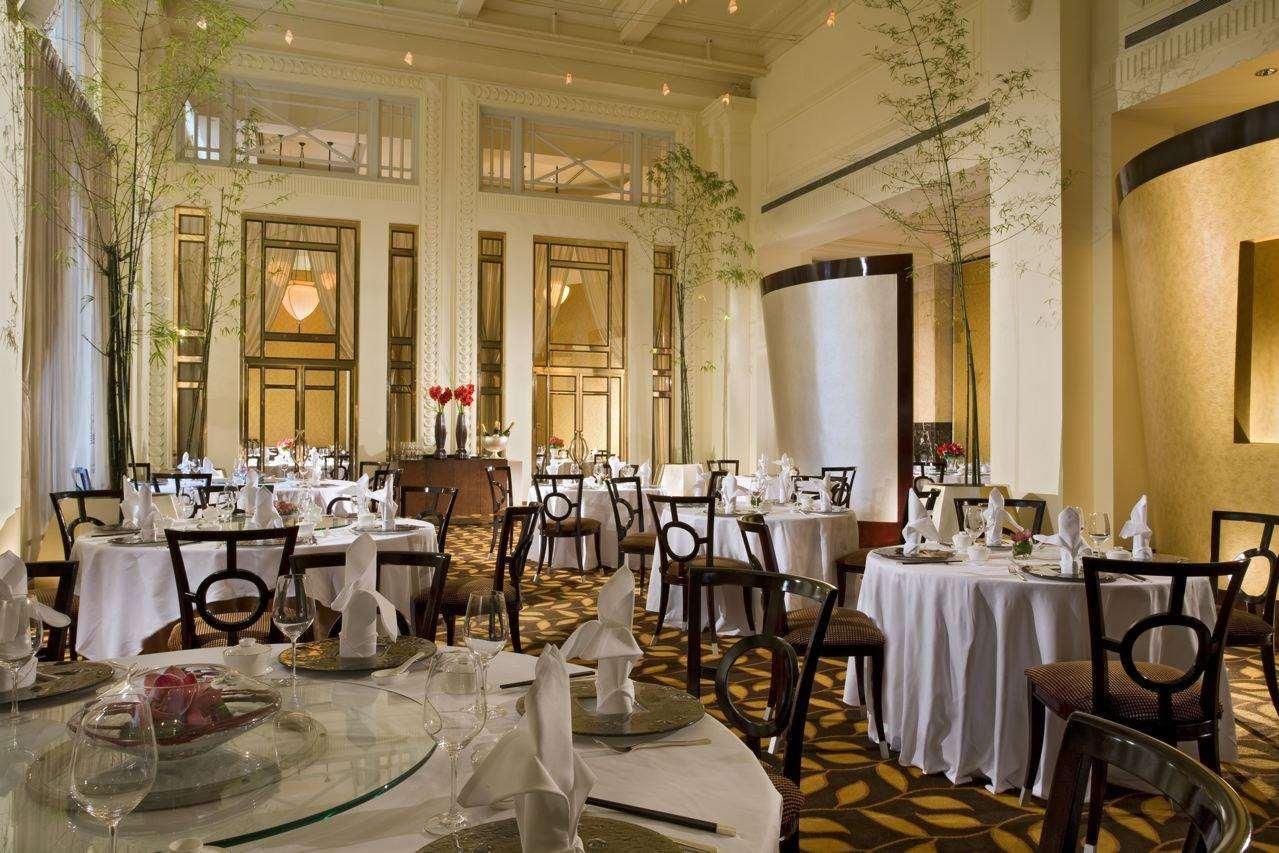 The Fullerton Hotel Сингапур Екстериор снимка The interior of the restaurant